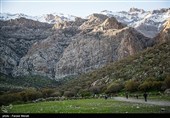 گردشگران در منطقه حفاظت شده چالابه - کرمانشاه
