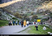 گردشگران در منطقه حفاظت شده چالابه - کرمانشاه