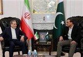 عراقجی یثمن جهود باکستان لإرساء وقف إطلاق النار