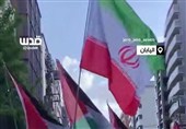 برافراشته شدن پرچم ایران در خیابان‌های ژاپن