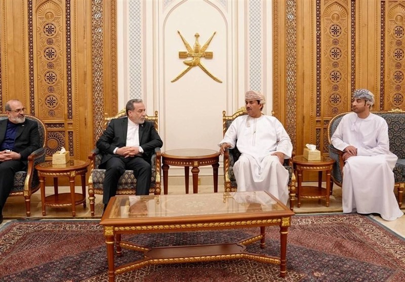 Iran Stresses Strong Ties with Persian Gulf States during Ministerial Visit to Oman