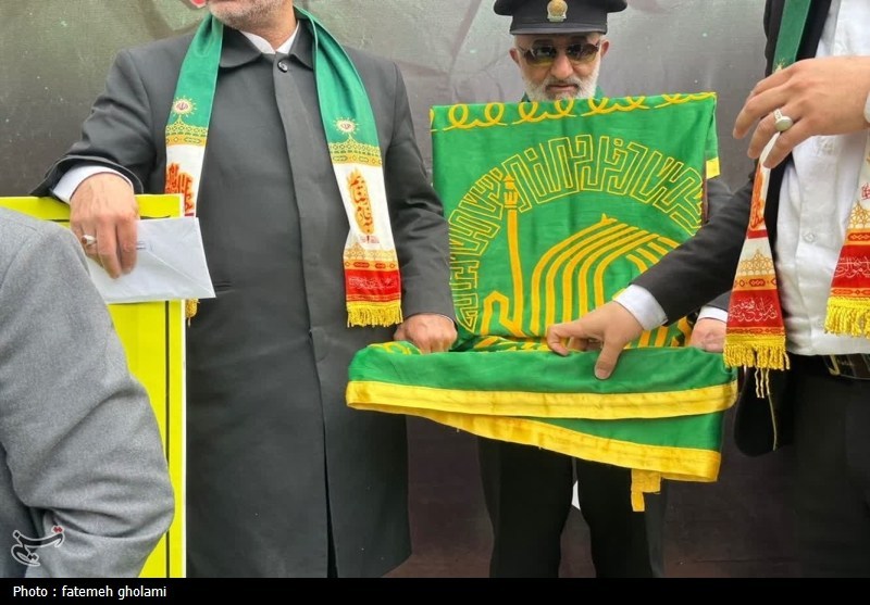 کاروان رضوی در جوار مزار شهدای گمنام