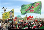 اجتماع مشت‌های گره کرده در حرم مطهر رضوی
