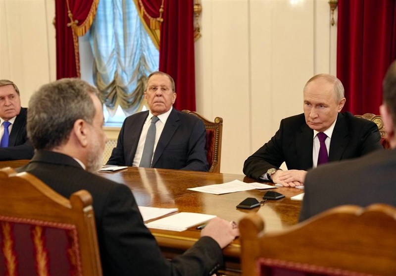 Putin Receives Ayatollah Khamenei’s Message