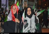 پرچم رضوی بر فراز کهگیلویه؛ باران و اشک شوق مردم