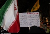 پلاکاردها سخن می‌گویند