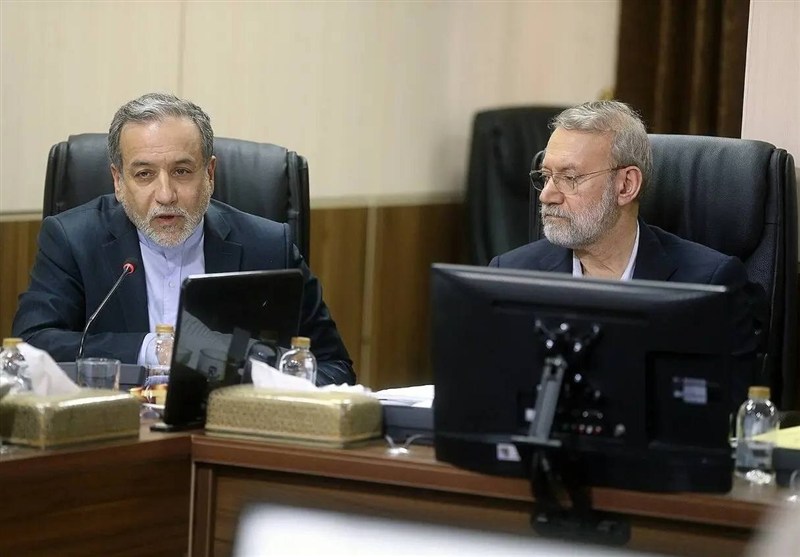 Araqchi Hails Strategic Legacy of Larijani