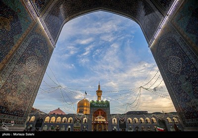 أجواء الحرم الرضوی المطهر احتفاءً بذکرى میلاد الإمام الرضا (ع)