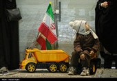 حضور  کودکان در اجتماع حمایت از رهبری و نیروهای مسلح - زنجان