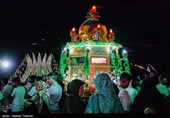 کاروان زیر سایه خورشید در کیش