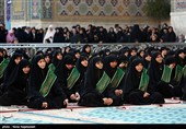 تعویض پرچم حرم مطهر رضوی
