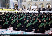 تعویض پرچم حرم مطهر رضوی