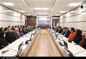 حضور استاندار اردبیل در جمع کارگران به مناسبت هفته کار و کارگر