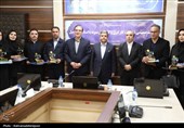 حضور استاندار اردبیل در جمع کارگران به مناسبت هفته کار و کارگر