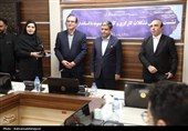 حضور استاندار اردبیل در جمع کارگران به مناسبت هفته کار و کارگر