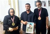 اهدای 2 مدال ملی‌پوش کشتی آزاد به شهید جنگ اخیر