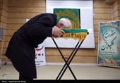 حضور خادمان حرم رضوی در بیمارستان بعثت همدان