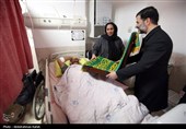 حضور خادمان حرم رضوی در بیمارستان بعثت همدان