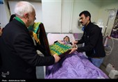 حضور خادمان حرم رضوی در بیمارستان بعثت همدان