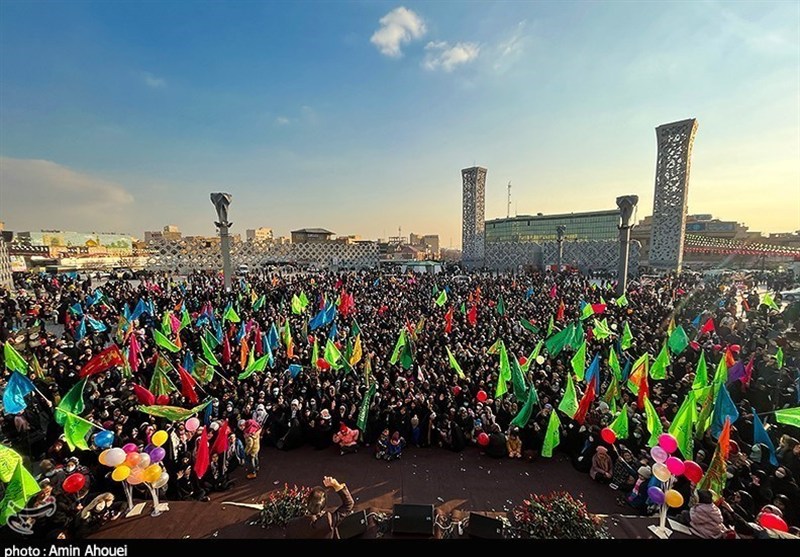 Mass Rally Held in Tehran to Mark Birth Anniversary of Imam Reza