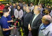 حرکت چرخ‌های صنعت در گرو پیوند عمیق میان کارگران و کارفرمایان است