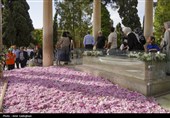 جشنواره گل و گلاب میمند - آرامگاه حافظیه