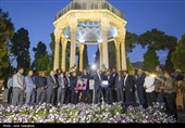 جشنواره گل و گلاب میمند - آرامگاه حافظیه