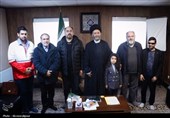 تقدیم «میناب نواسی» به آیت‌الله عاملی؛ نغمه‌ای خردسالانه در تکریم شهدای کودک میناب