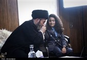 تقدیم «میناب نواسی» به آیت‌الله عاملی؛ نغمه‌ای خردسالانه در تکریم شهدای کودک میناب