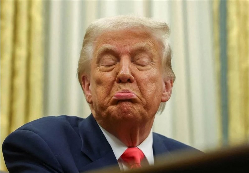 Araqchi Mocks Trump over Label on Hormuz Strait