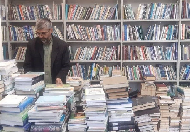 Astan Quds Razavi Donates 12,000 Books to Domestic, Foreign Centers
