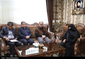 دیدار استاندار اردبیل و نایب رئیس مجلس با خانواده دو شهید والامقام در اردبیل