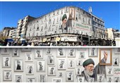دیوارنگاره جدید جمهوری رونمایی شد؛ مشت‌های گره‌کرده
