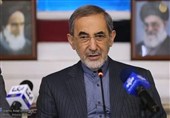 ولایتی یحذر طاقم حاملة الطائرات الأمریکیة "تریبولی"