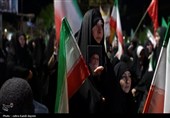 موج حضور مردم انقلابی اراک در حسینیه ایران