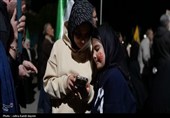موج حضور مردم انقلابی اراک در حسینیه ایران