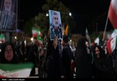 موج حضور مردم انقلابی اراک در حسینیه ایران