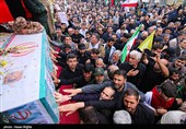 آیین تشییع پیکر شهدای گردان تخریب در زنجان