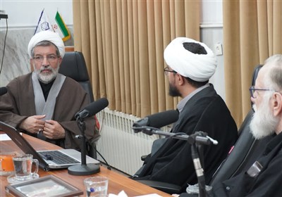 بررسی ماهیت و کارکرد «اصل تناقض»