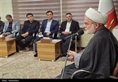 نشست کارمندان دانشگاه با استاد اخلاق کردستان