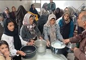 برگزاری آیین شیردوشان با قدمتی 100ساله در نیشابور+ فیلم