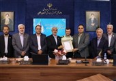 معلم سبزواری معلم نمونه کشوری شد
