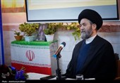 دیدار صمیمی آیت‌الله عاملی با معلمان پیش‌کسوت و مربیان مدرسه جعفری اسلامی به مناسبت هفته معلم