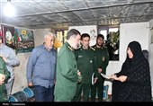 دیدار فرمانده سپاه فتح با خانواده شهدای رمضان
