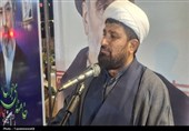دشمن با فشار اقتصادی به دنبال خالی کردن خیابان‌ها است