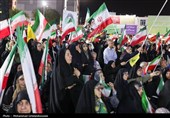 گام‌های استوار مردم بوشهر در اجتماعات شبانه در قرار 67