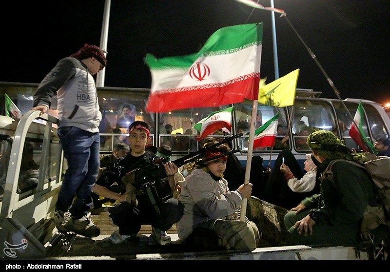 کاروان نمادین اعزام به جبهه در همدان