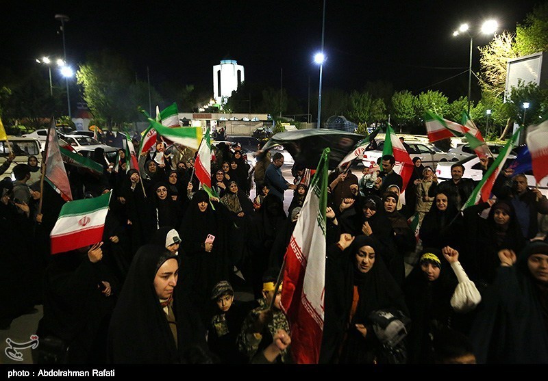 کاروان نمادین اعزام به جبهه در همدان