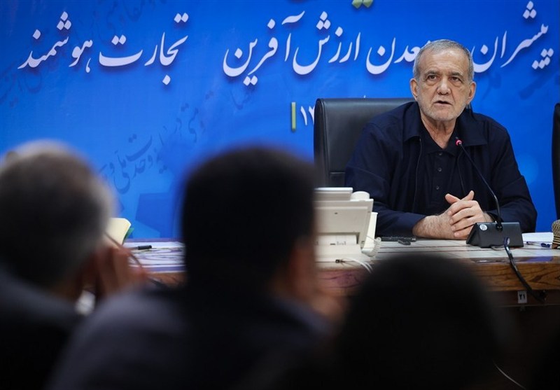 Resistance Is Iranian Nation, Gov’t’s Choice, President Says