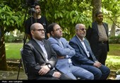 آیین رونمای از سردیس مشاهیر در باغ ارم شیراز